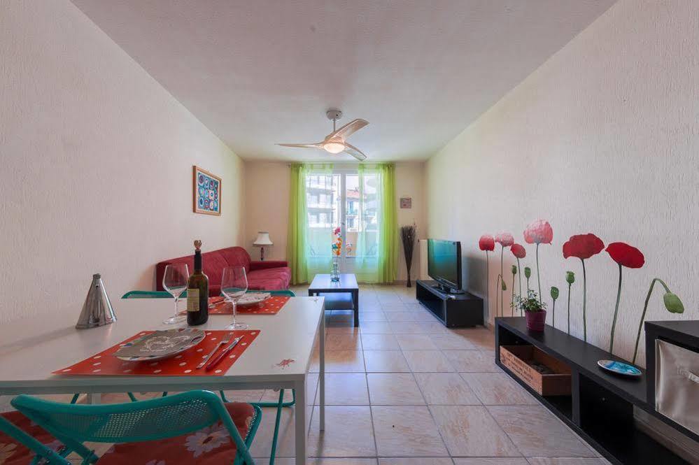 Blue Lagon Five Stars Holiday House นีซ ภายนอก รูปภาพ
