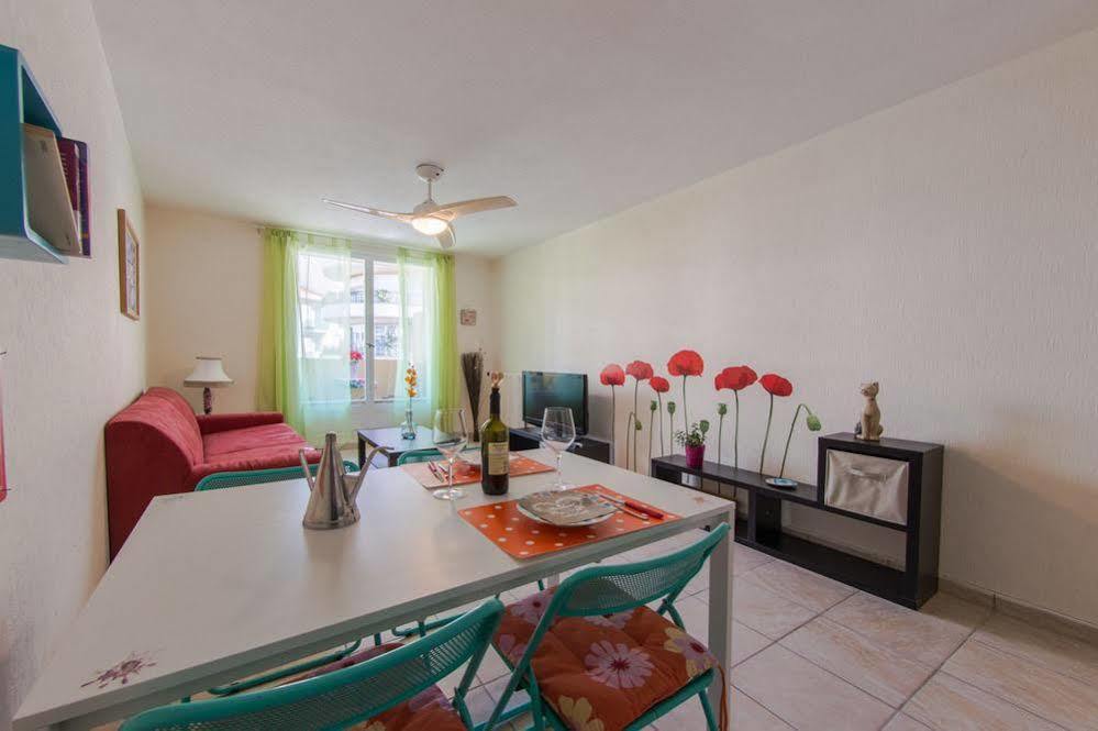 Blue Lagon Five Stars Holiday House นีซ ภายนอก รูปภาพ